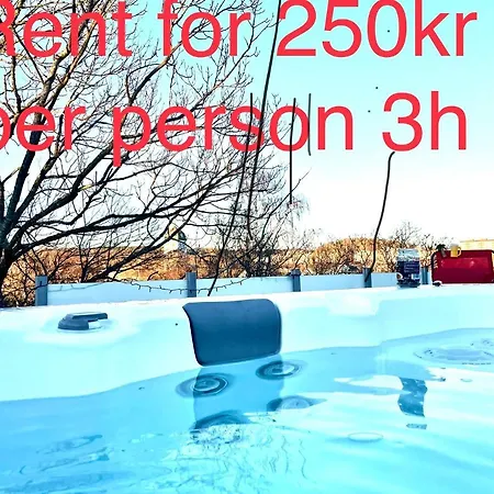 Apartment Uddevalla Bohuslaen Bubbelbad Exterior photo